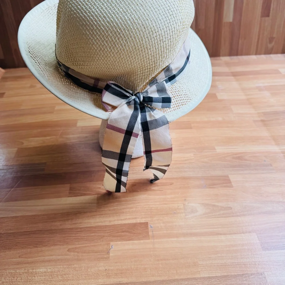 Summer hat with plaid trim - Picture 2 of 13